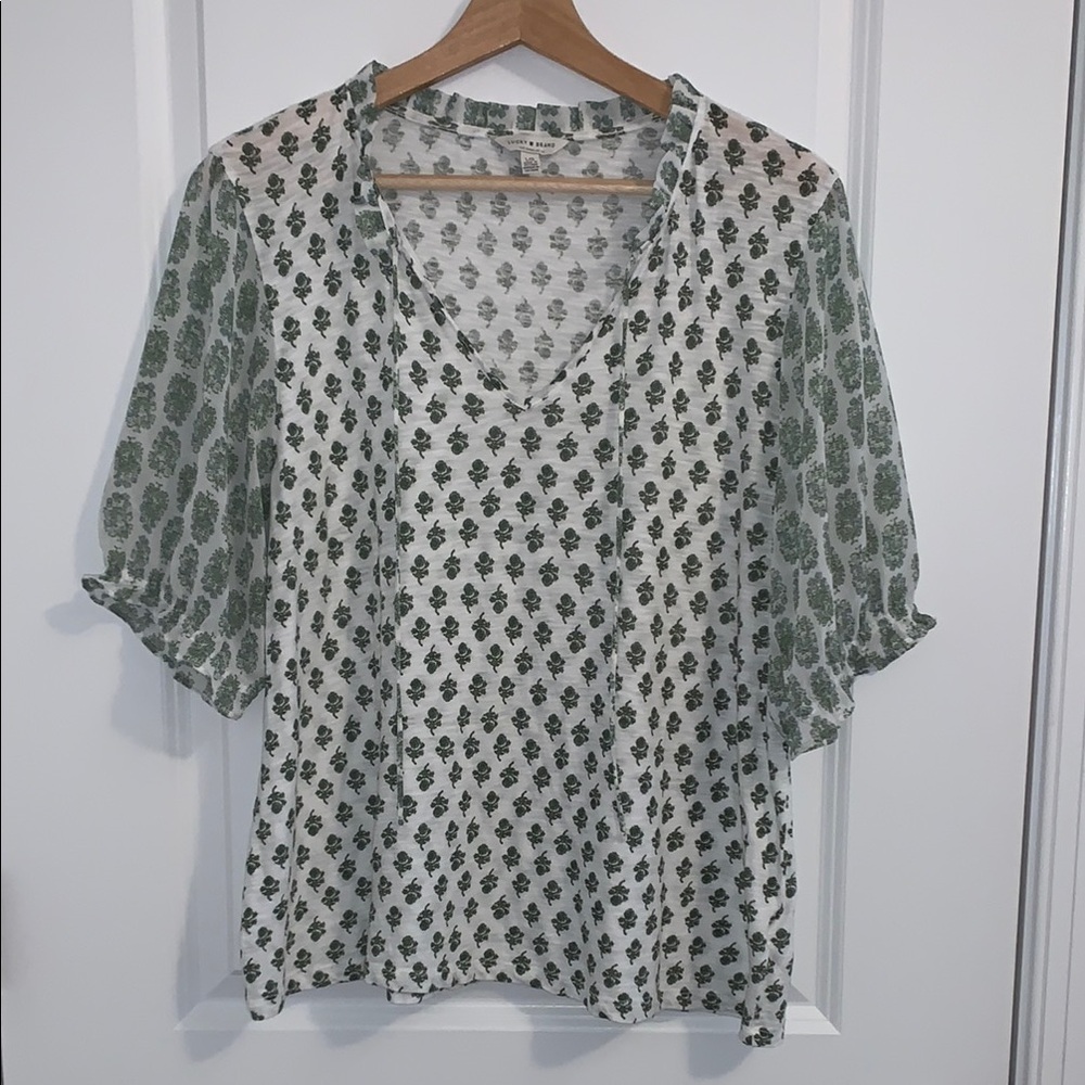 Lucky Brand Green and White Patterned Women's Top. Sheer Sleeves. Large